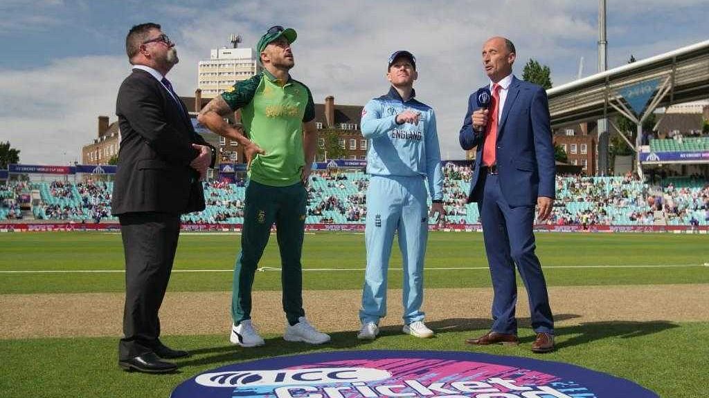 Du Plessis won the toss and elected to bowl first.