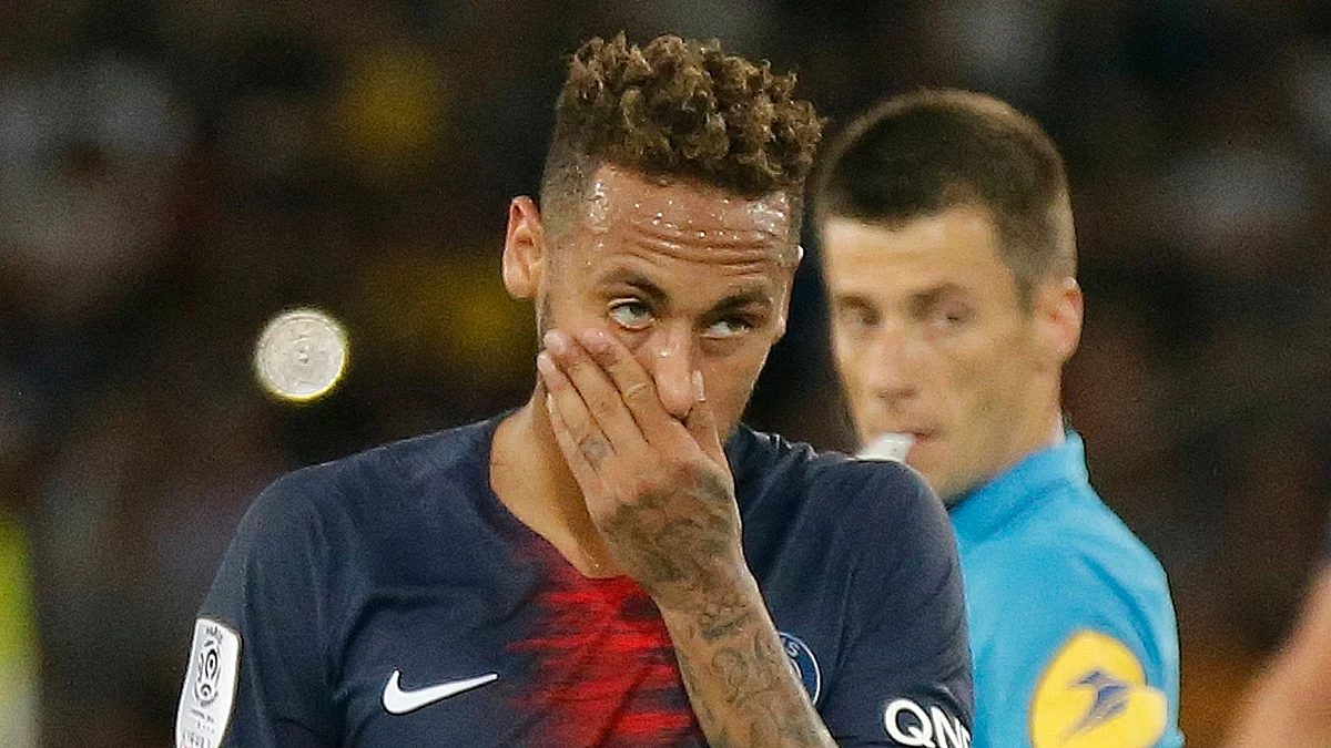 PSG’s Neymar reacts after missing a scoring chance during the French League One soccer match between Paris Saint-Germain and Nice at the Parc des Princes stadium in Paris, France, Saturday, May 4, 2019. 