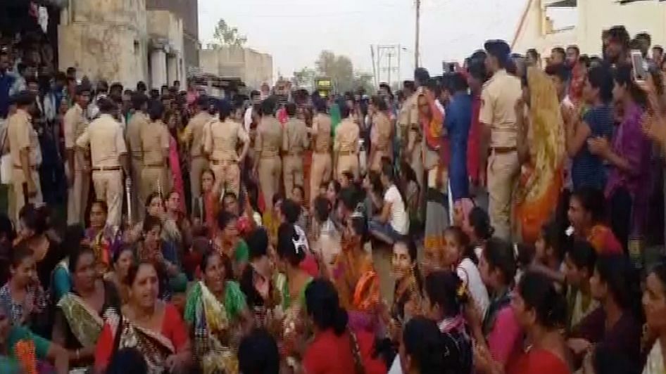 Gujarat village tense after Patidars hold yagnas to stop Dalit baraat.