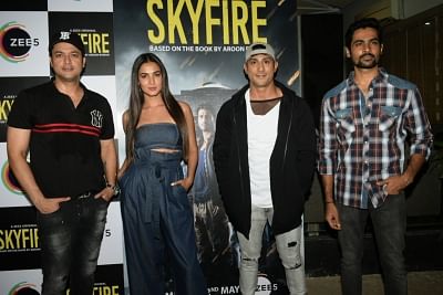 Mumbai: Actors Jisshu Sengupta, Sonal Chauhan, Prateik Babbar and Jatin Goswami at the screening of their upcoming web series "Skyfire" in Mumbai, on May 21, 2019. (Photo: IANS)
