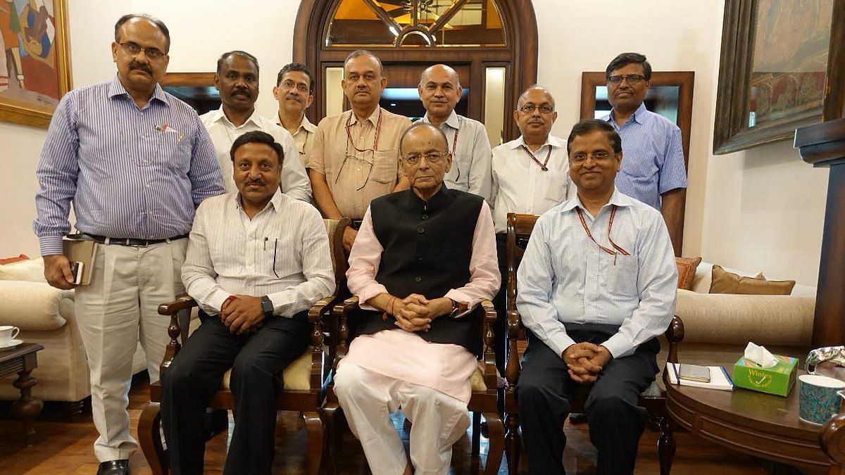Finance Minister Arun Jaitley with all the five secretaries of his ministry as well as the chairpersons of the two apex tax bodies CBDT and CBIC.