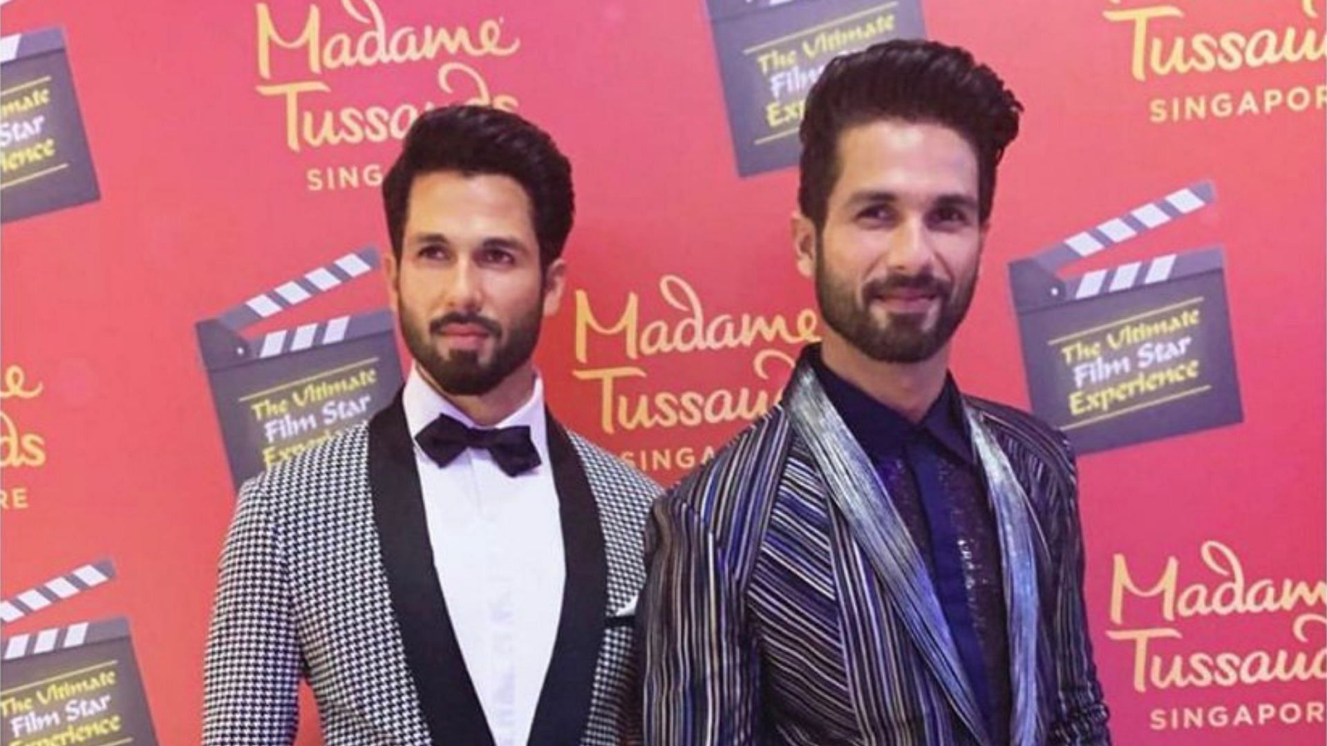 Shahid Kapoor poses next to his wax statue at Madame Tussauds Singapore.