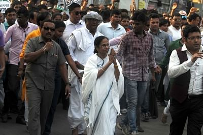 Kolkata: West Bengal Chief Minister and Trinamool Congress (TMC) supremo Mamata Banerjee during an election campaign for the forthcoming Lok Sabha polls in Kolkata, on May 10, 2019. (Photo: IANS)