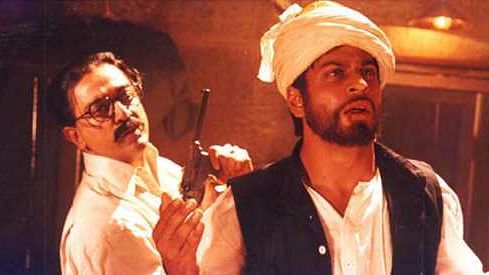 Kamal Haasan and Shah Rukh Khan in <i>Hey Ram.</i>