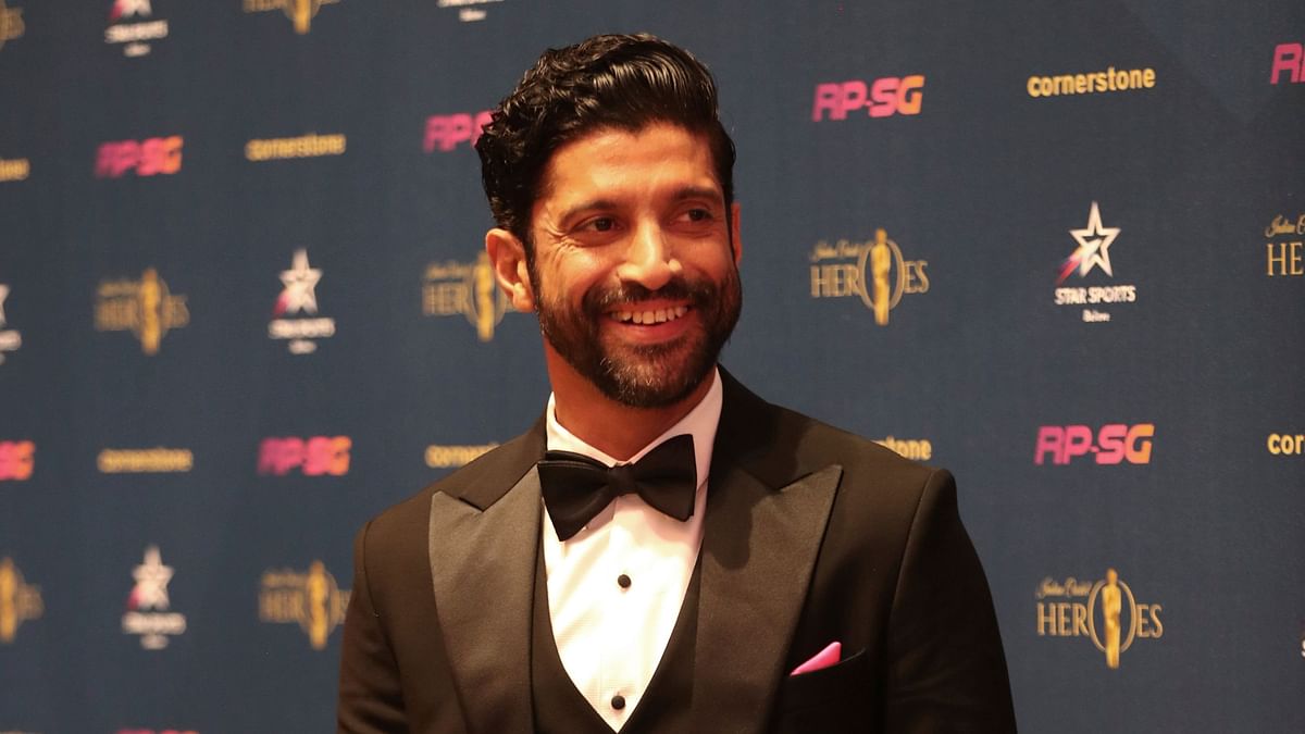 Virat Kohli, Farhan Akhtar, and Aditi Rao were few of the people to attend the event. 