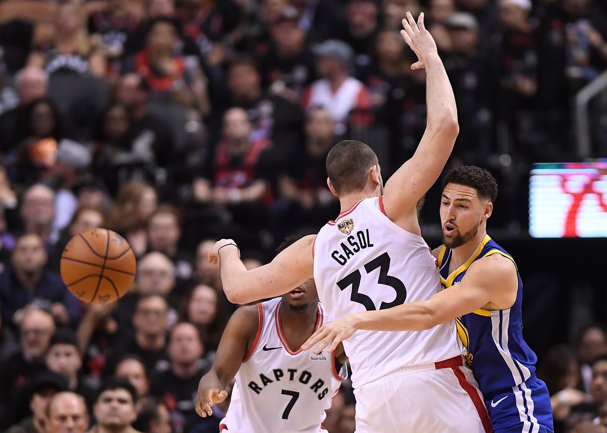 Toronto Raptors made a smashing NBA Finals debut, beating the Golden State Warriors 118-109 on Thursday night.