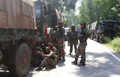 Poonch: Soldiers during a gunfight that erupted in Jammu and Kashmir