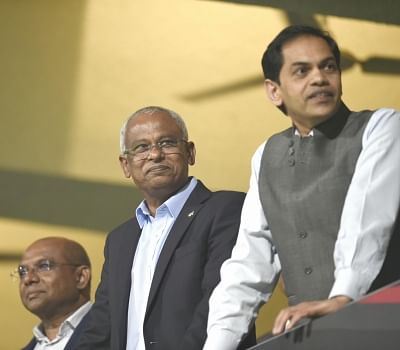 Bengaluru: Maldives President Ibrahim Mohamed Solih during the 39th match of IPL 2019 between Royal Challengers Bangalore and Chennai Super Kings at M.Chinnaswamy Stadium in Bengaluru, on April 21, 2019. (Photo: IANS)