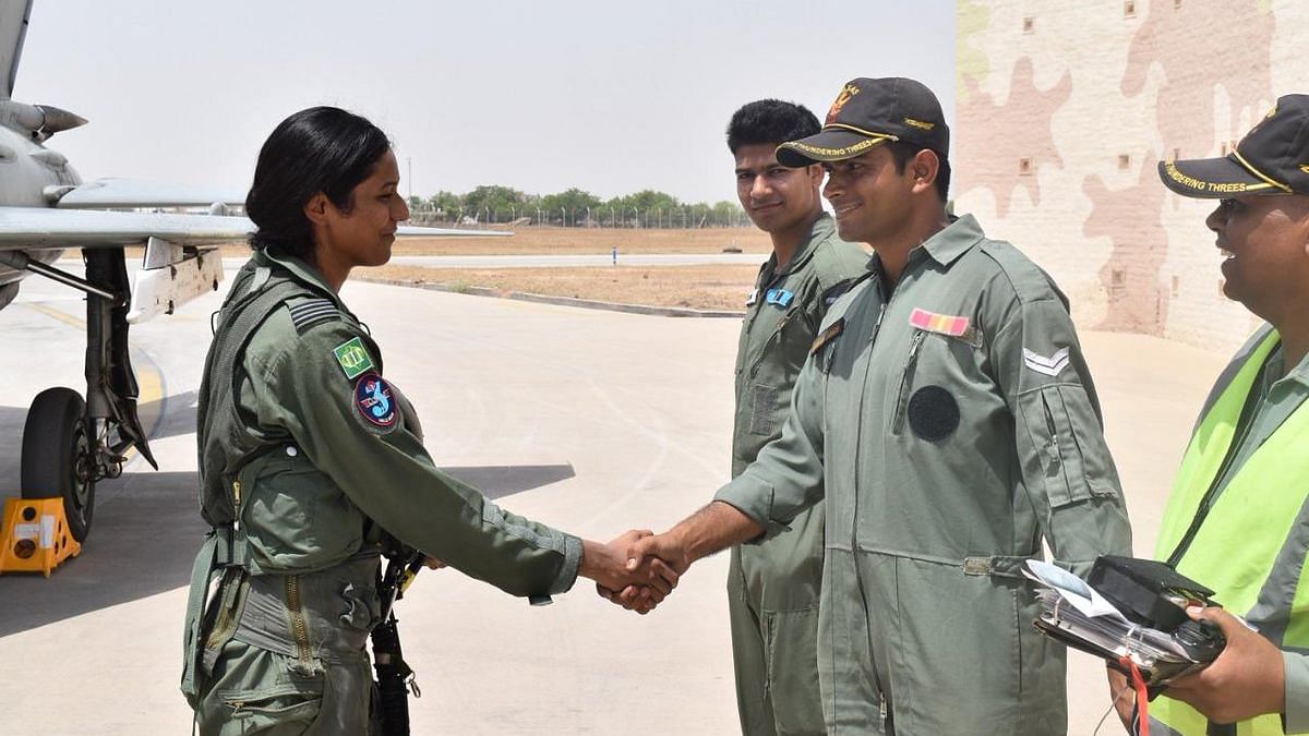 #GoodNews:  Kanth Becomes 1st Woman to Fly MiG-21 by Day