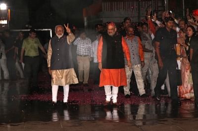 New Delhi: Prime Minister Narendra Modi and BJP chief Amit Shah arrive at the party