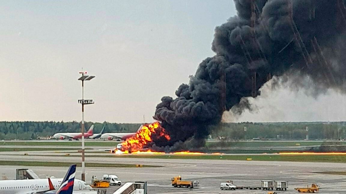 A Sukhoi SSJ100 plane caught fire on Sunday, 5 May, after making a hard emergency landing, reported AFP.