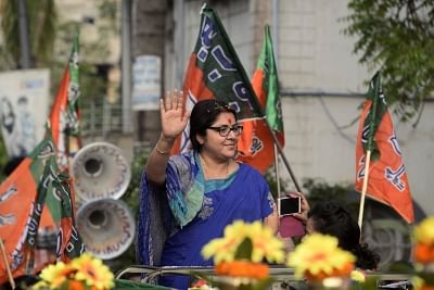 Hooghly: BJP candidate from Hooghly parliamentary constituency, Locket Chatterjee during election campaign in Hooghly on April 6, 2019. (Photo: IANS)