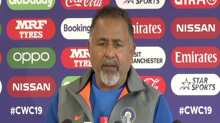 Asked about MS Dhoni innings against Afghanistan, bowling coach Bharat Arun said Ravi Shastri speaks to all players.