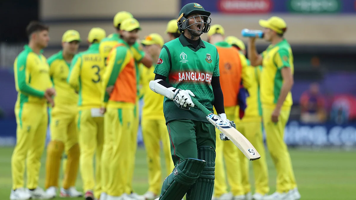 Shakib Al Hasan was dismissed for 41 by Marcus Stoinis.