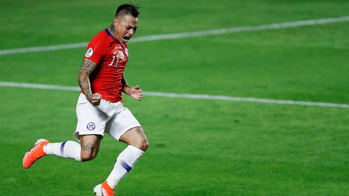 Copa America 19 Chile Begins Copa America Title Defense With Win Over Japan