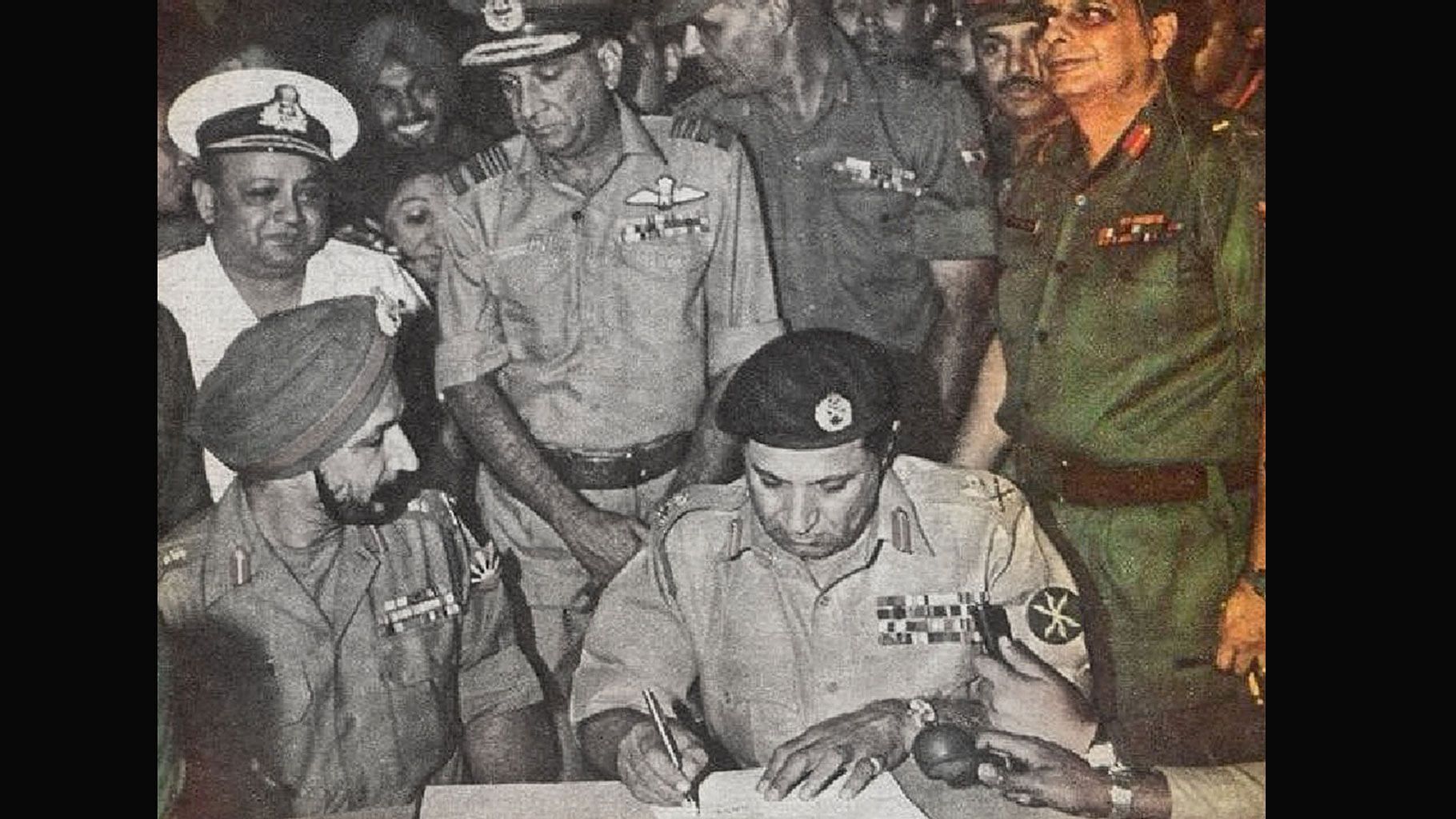 The late Lt. Gen. JFR Jacob (retd.) (in colour) witnessing the surrender of Pakistani Army in Bangladesh in 1971. Image used for representational purposes.