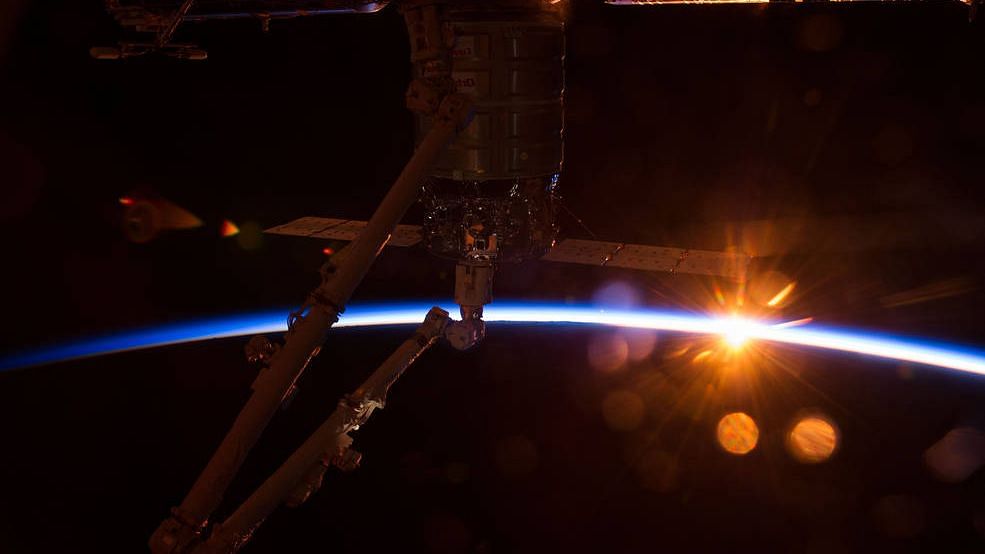 NASA to Open International Space Station to Tourists from 2020