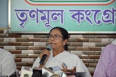 Kolkata: West Bengal Chief Minister Mamata Banerjee addresses a press conference in Kolkata on 7, 2019. (Photo: IANS)