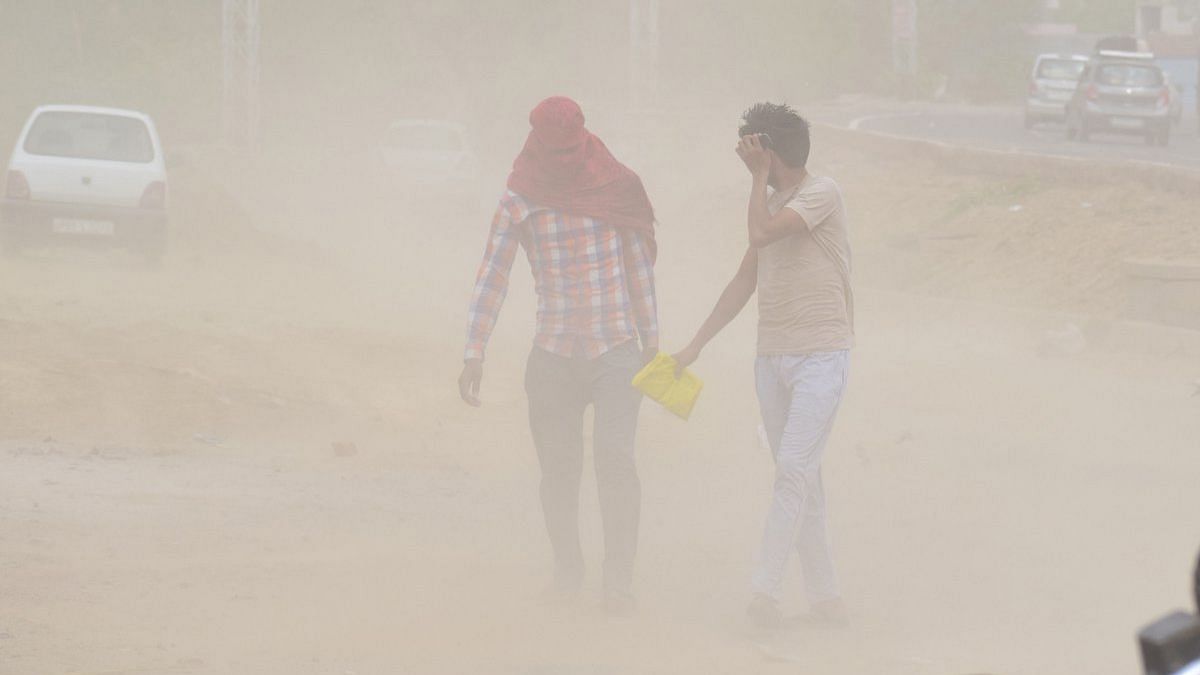Seventeen persons have died in separate incidents of dust storms, lightning and rain in various parts of Uttar Pradesh in the past 24 hours.