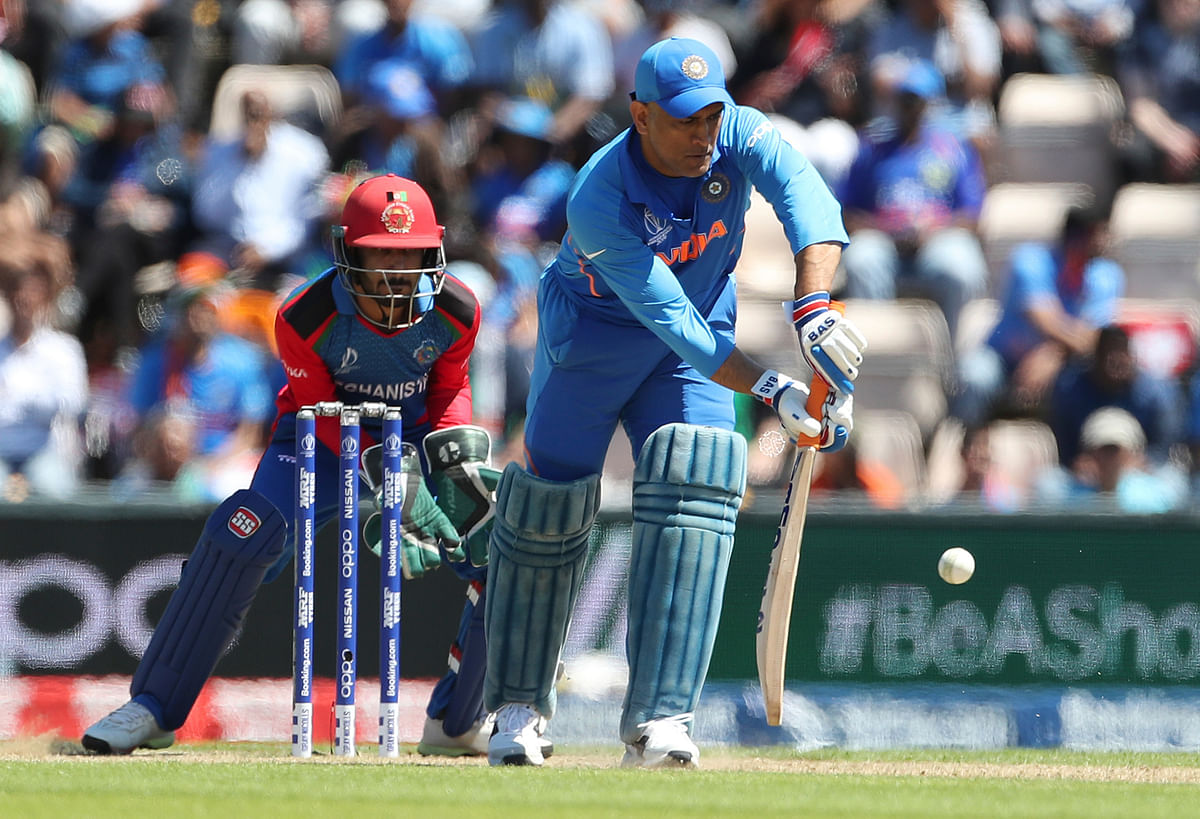 Dhoni struggles to get the scoring rate going and that puts additional pressure on the rest of the line-up.