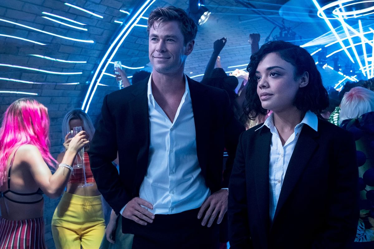 Will Tessa Thompson and Chris Hemsworth save the world and the latest Men In Black film? Find out.