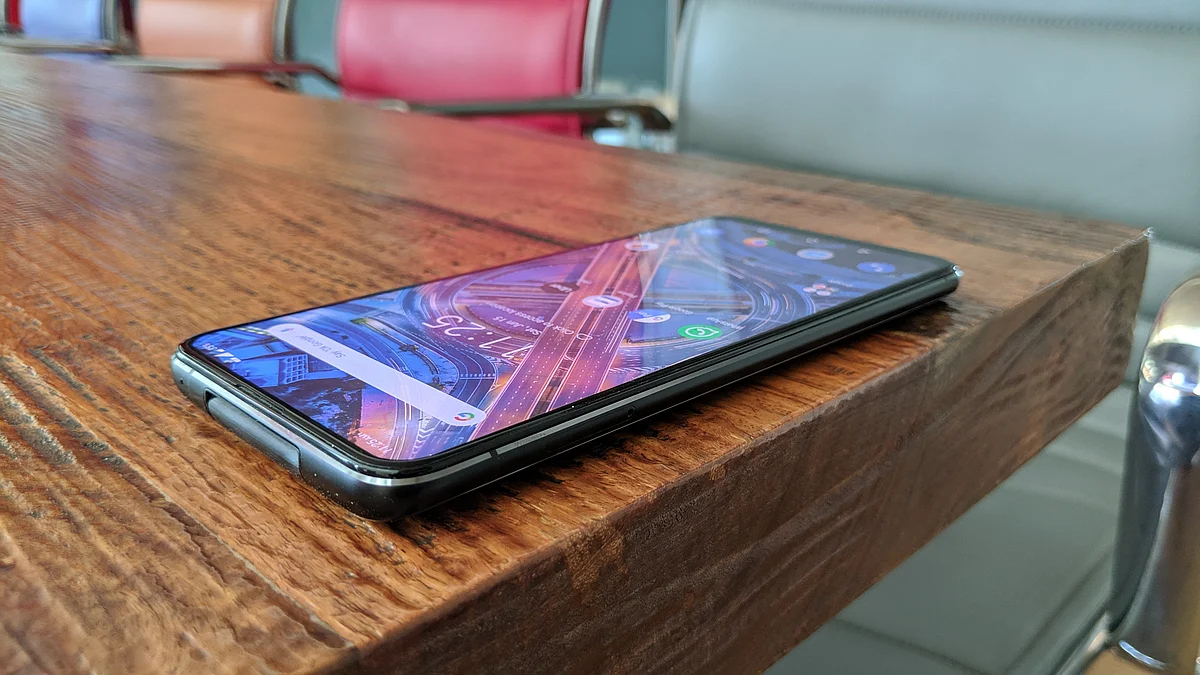 The phone carries a tall design profile but it’s not unwieldy. 
