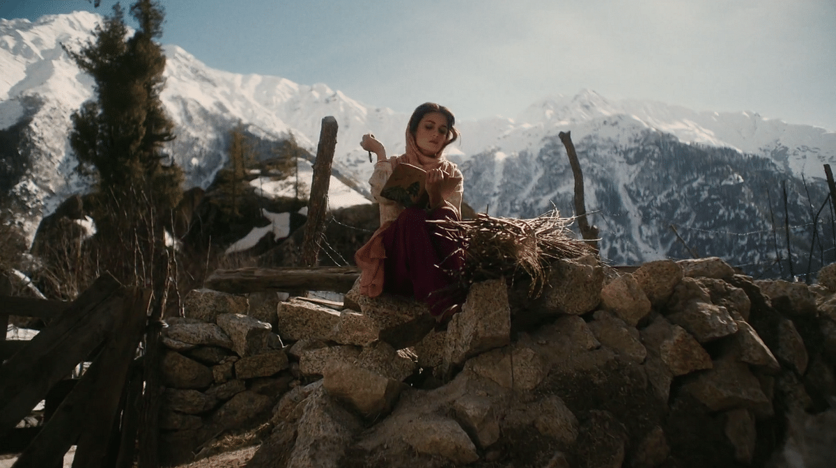 ‘Kaafir’ is an emotional and engaging watch that has all the elements you’re looking for.