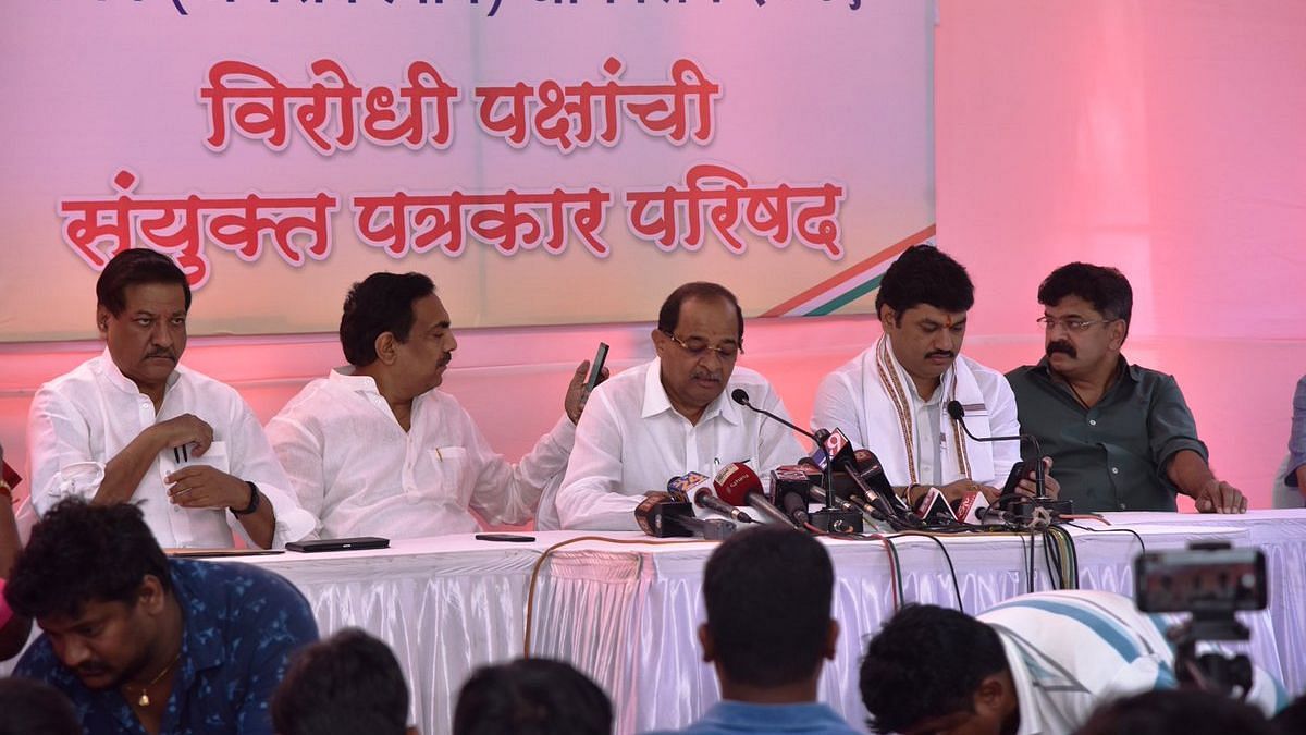 Congress leader Radhakrishna Vikhe Patil’s (Centre) resigned as a member of the Lower House.