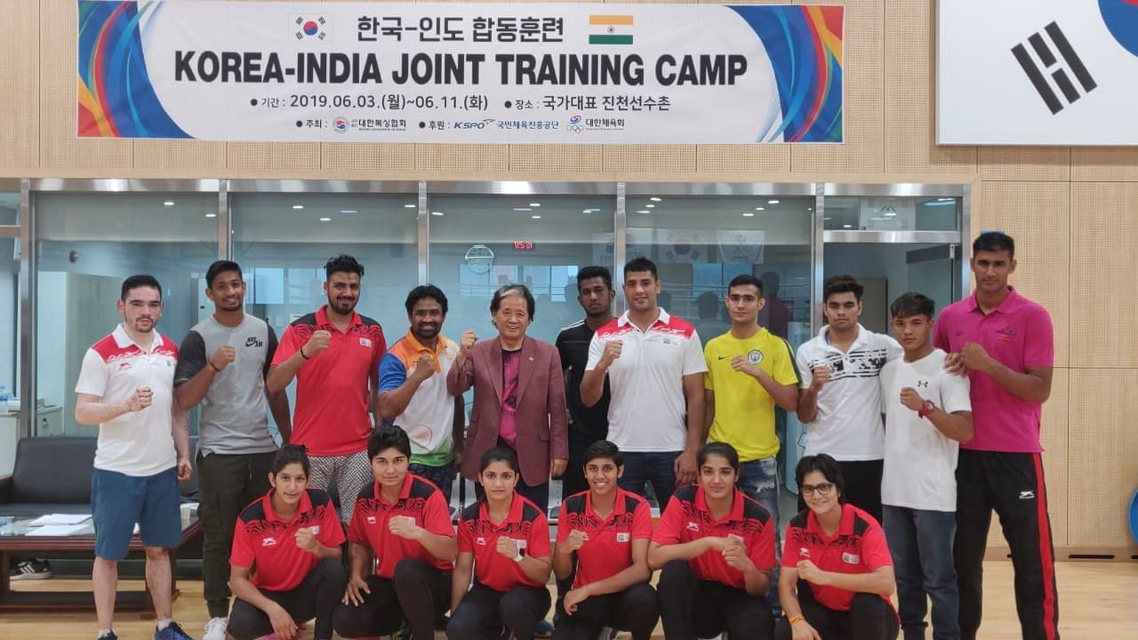 Indian Boxing team along with the Boxing Association of Korea President, Yoo Jae Joon at the National Center of Training in Incheon, Korea.