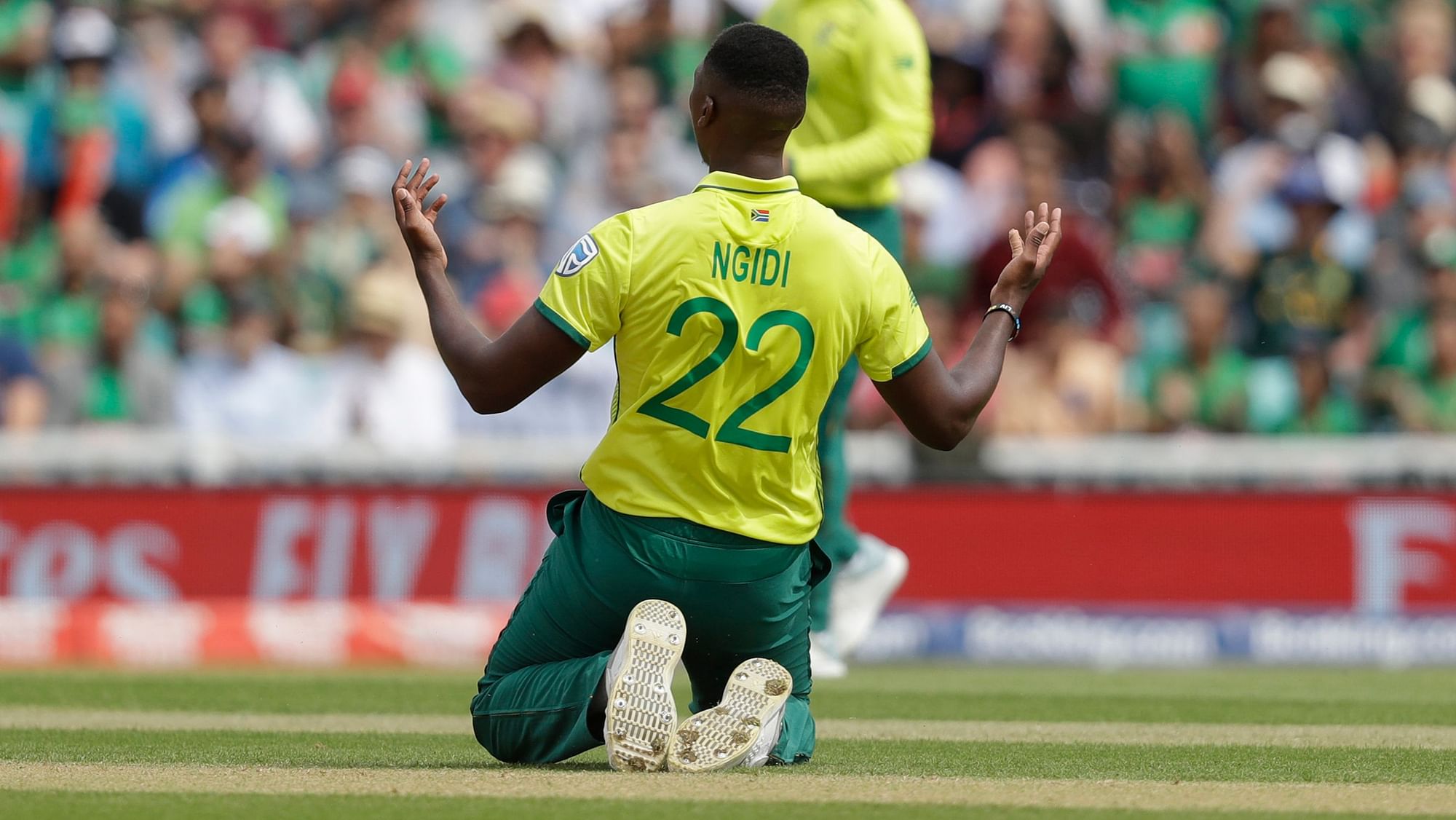 Lungi Ngidi walked off the field with an injury to his left hamstring.