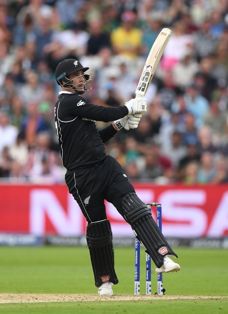 De Grandhomme played a crucial role in New Zealand’s four-wicket victory over South Africa.