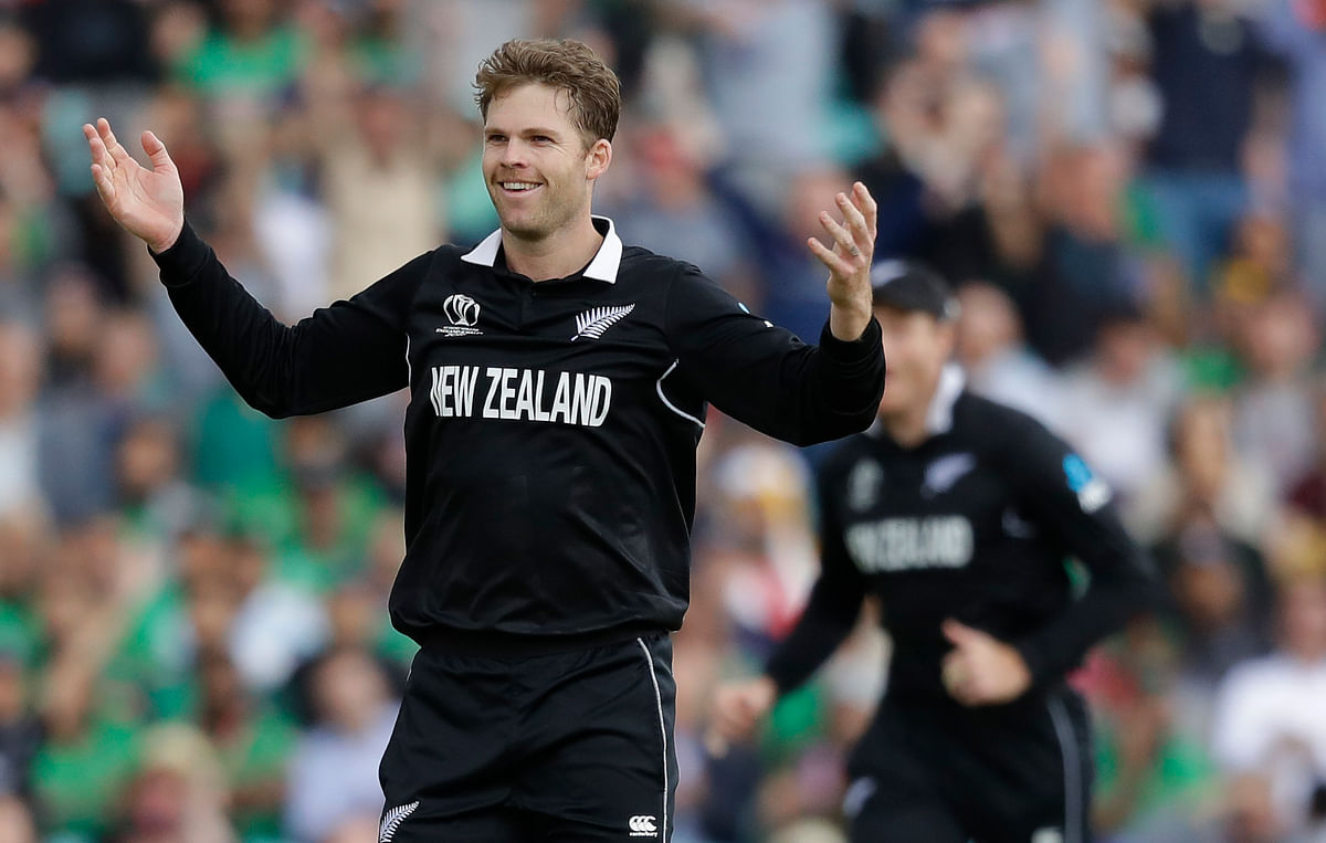 New Zealand beat Bangladesh by two wickets after a thrilling end to their World Cup day-night match at the Oval.