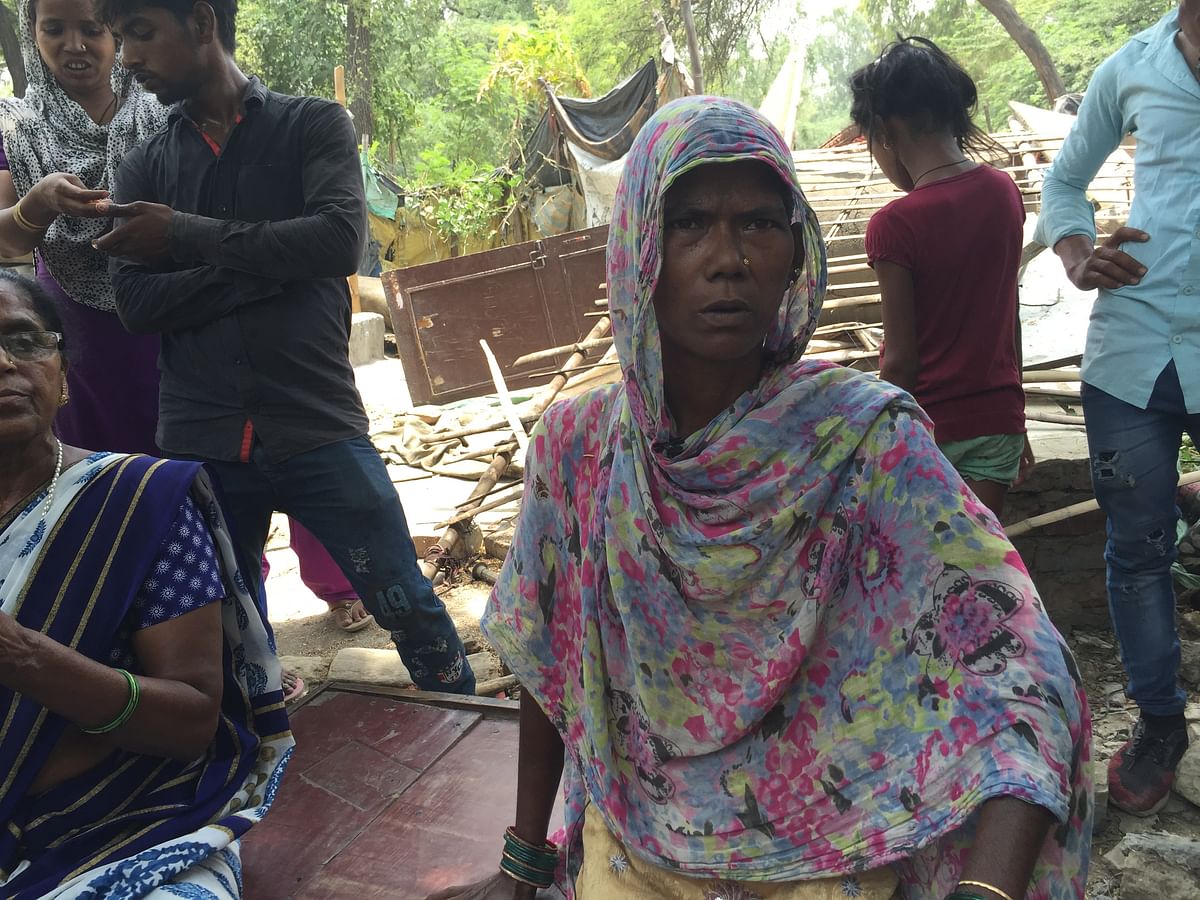 Why are slum dwellers of Shakur Basti and farmers near Yamuna in Delhi being subjected to arbitrary eviction drives?