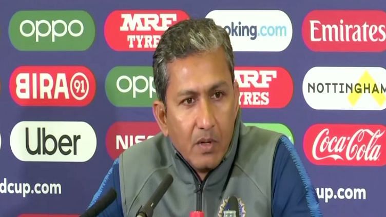 India’s assistant coach Sanjay Bangar said the team management does not want to rule out injured opener Shikhar Dhawan just as yet.&nbsp;