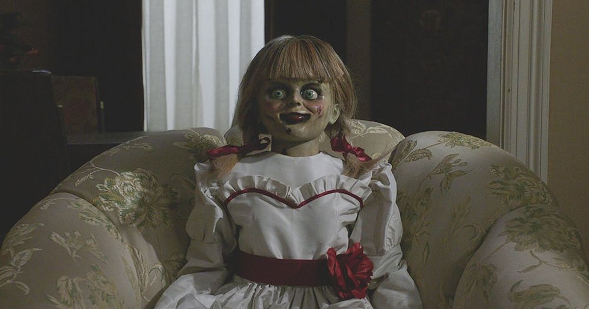 Annabelle Comes Home Review The Film Offers Serviceable