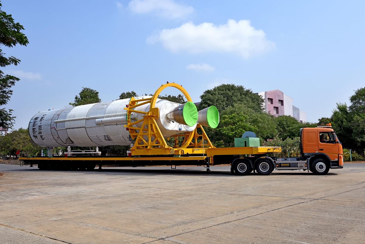 Transportation of liquid L110 stage for integration into the rocket.