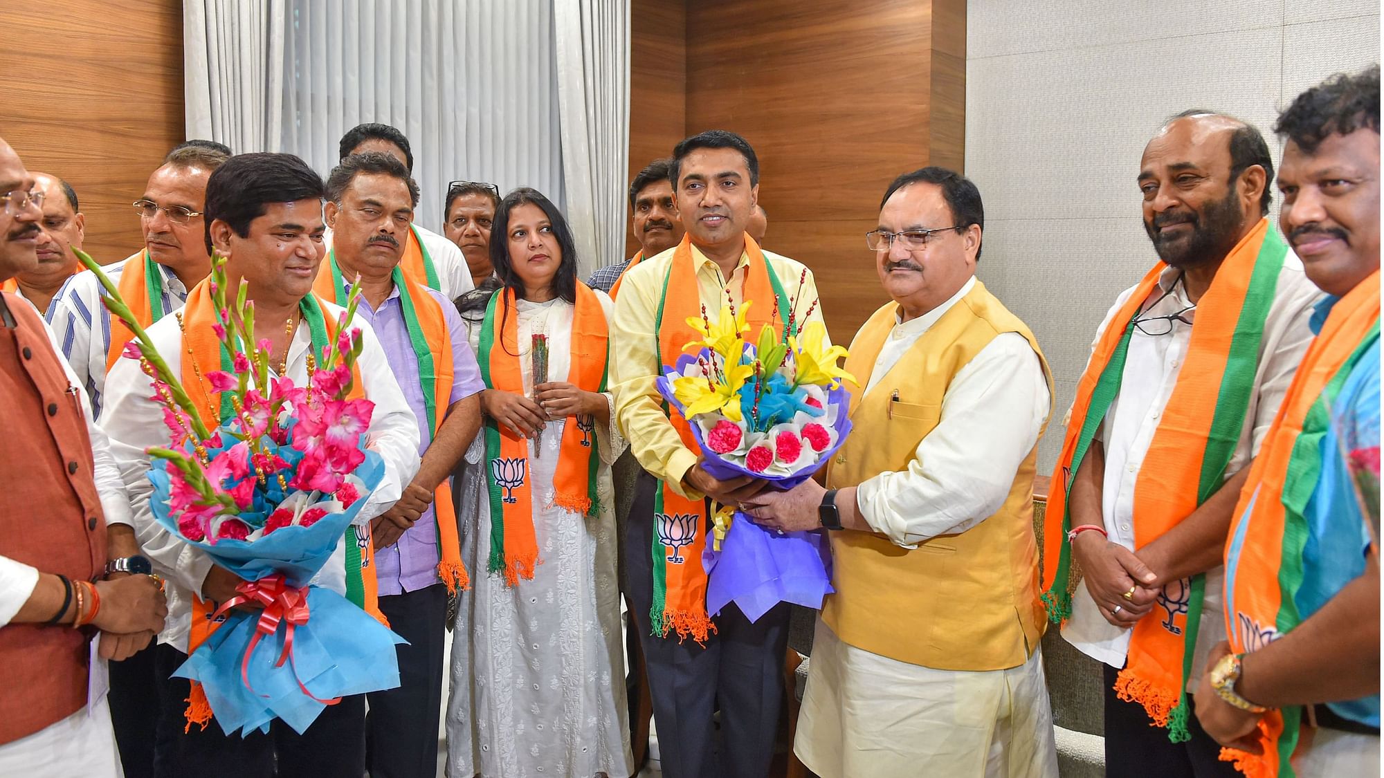 BJP Working President JP Nadda with Goa CM Pramod Sawant, Chandrakant Babu Kavlekar and other Goa Congress rebel MLAs in New Delhi on 11 July.&nbsp;