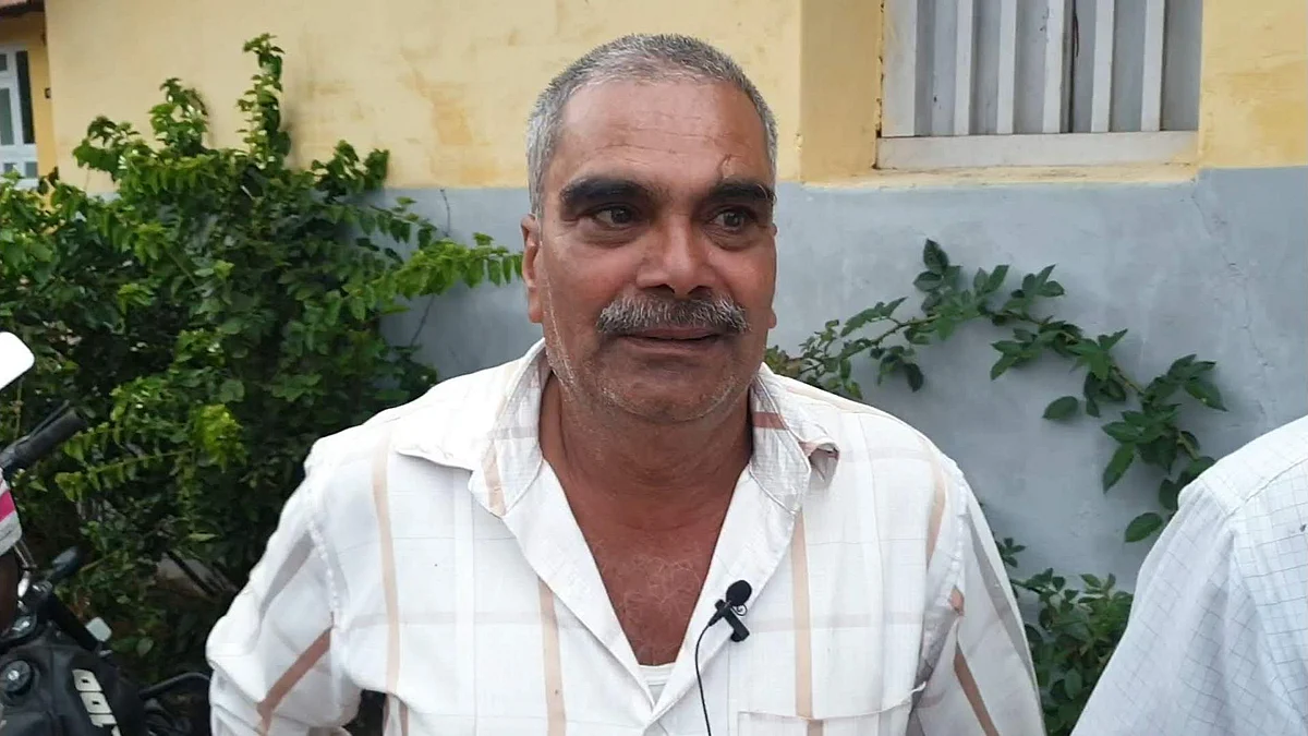 Lokkapa, who worked as a supervisor at the estate.