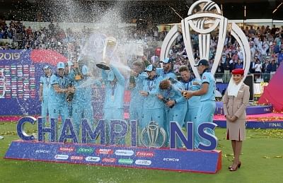 London: England team celebrate with 2019 World Cup at Lord
