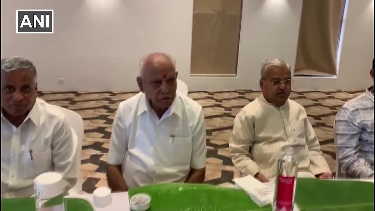 K’taka Crisis: Siddaramaiah Meets Rebel MLA Ramalinga Reddy