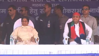Samajwadi Party (SP) chief Akhilesh Yadav and BSP supremo Mayawati. (Photo: IANS)