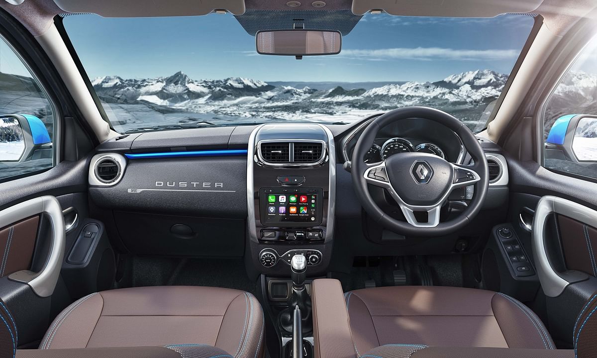 Renault gives the aging Duster a facelift, now starts at the price of Rs. 7.99 lakh across the country.