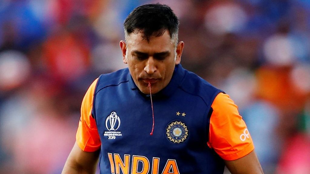 MS Dhoni spat out blood during the match against England at the ongoing ICC World Cup 2019.&nbsp;