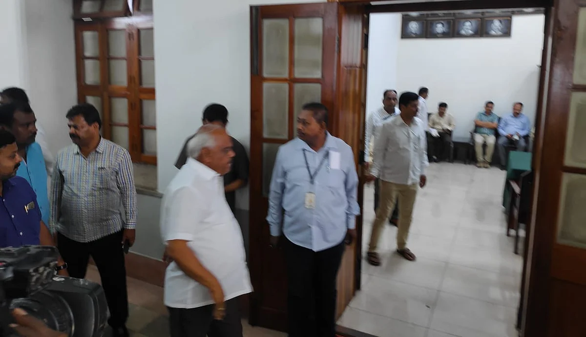 K’taka Crisis: Siddaramaiah Meets Rebel MLA Ramalinga Reddy