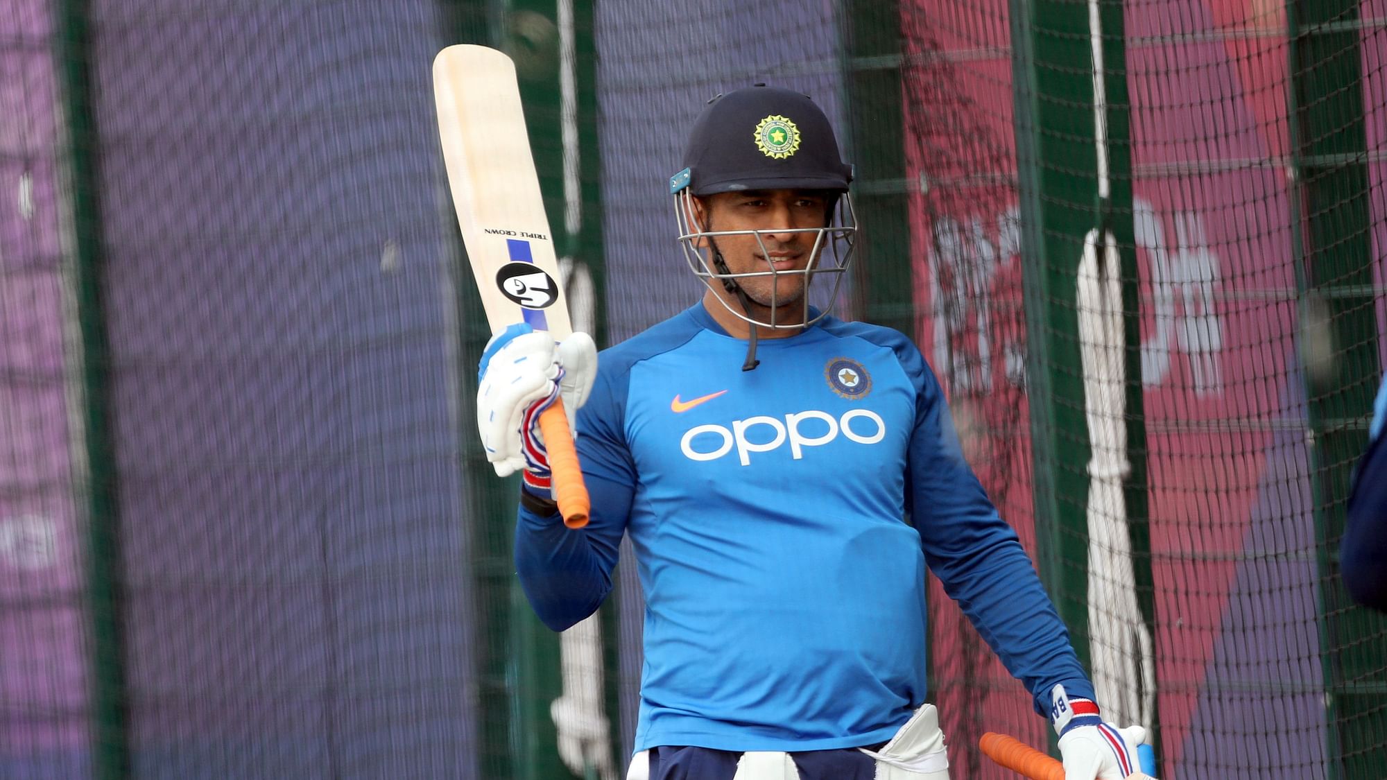 MS Dhoni at a practice session ahead of the semifinal.