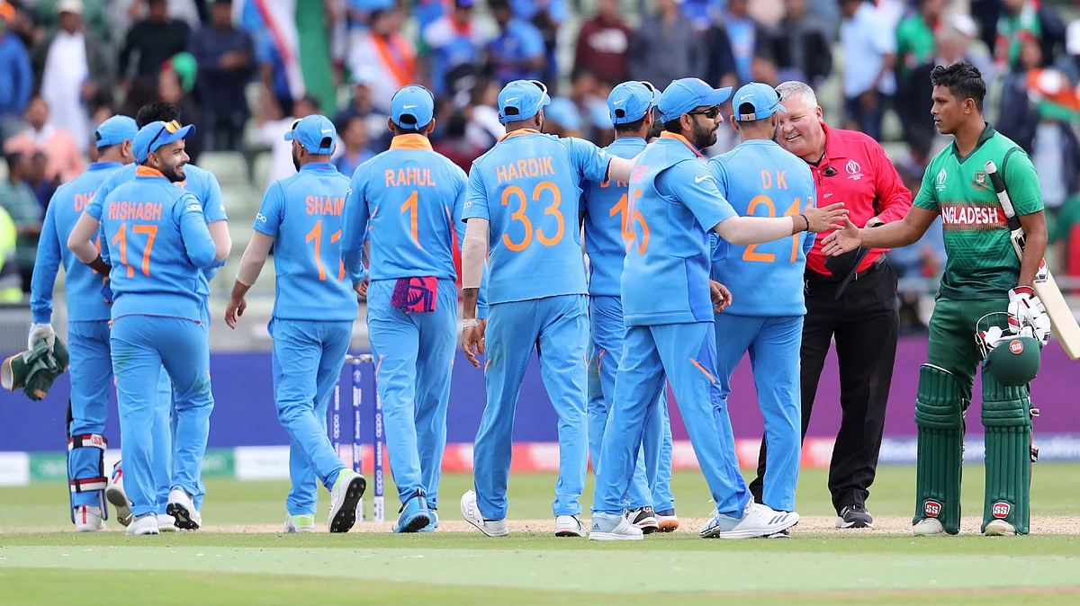Chasing 315 for victory, India bowled Bangladesh out for 286.