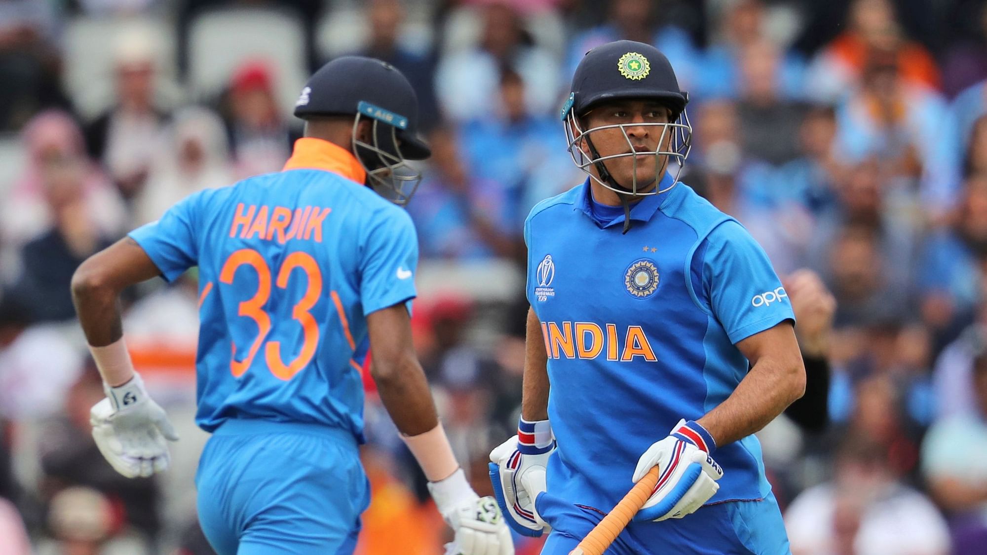 Sanjay Manjrekar commented on why he thought India captain Virat Kohli sent Hardik Pandya before MS Dhoni.