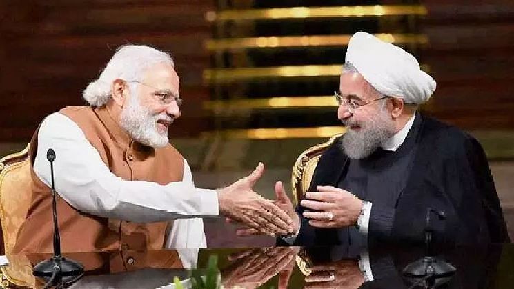 Prime Minister Narendra Modi with Iranian President Hassan Rouhani.&nbsp;