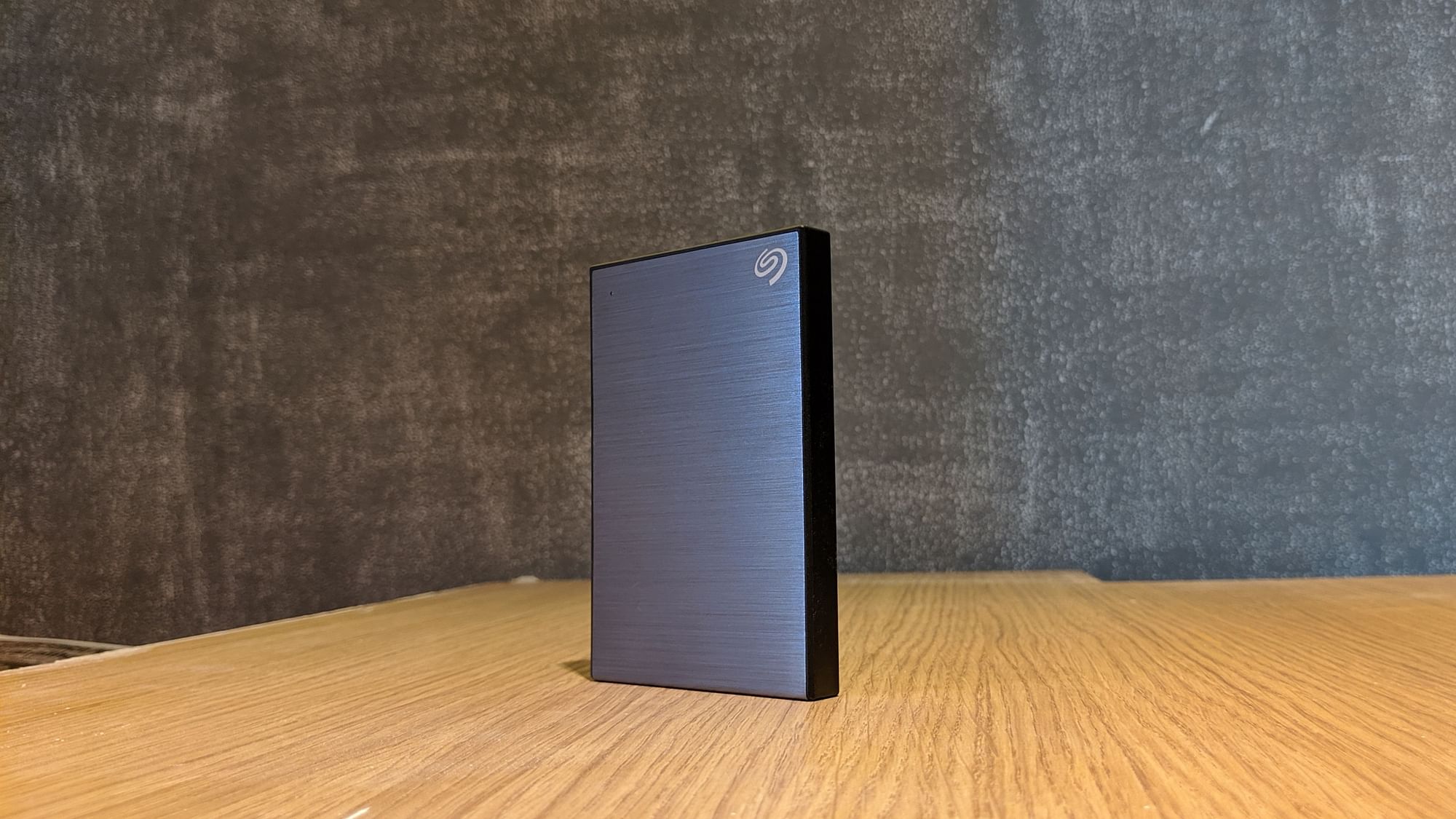 is the seagate backup plus slim 2tb a solid state drive