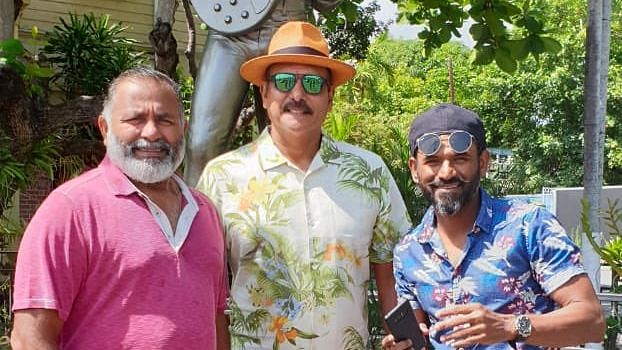 Ravi Shastri, along with Bharat Arun (left) and  R Sridhar (right) at the Bob Marley’s Museum in Jamaica.